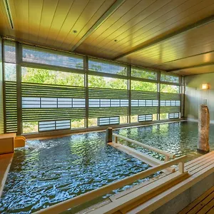 定山渓 ゆらく草庵 4* 札幌市